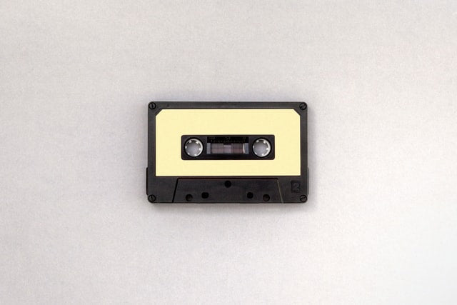 5 Artists And The Memorabilia You Should Invest In