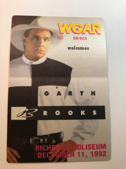 Garth Brooks - Ropin' the Wind Tour Concert at Richfield Coliseum 1992 - Backstage Pass
